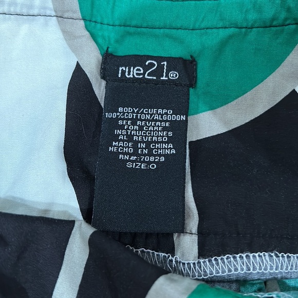 Junior/Women’s skirt - Picture 5 of 5